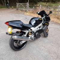 Vtr 1000 firestorm 