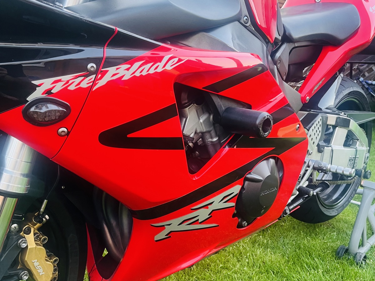 2003 Honda CBR954RR Fireblade | 27,700 Miles | Huge History | Quickshifter | M9RR Tyres | MOT 2027