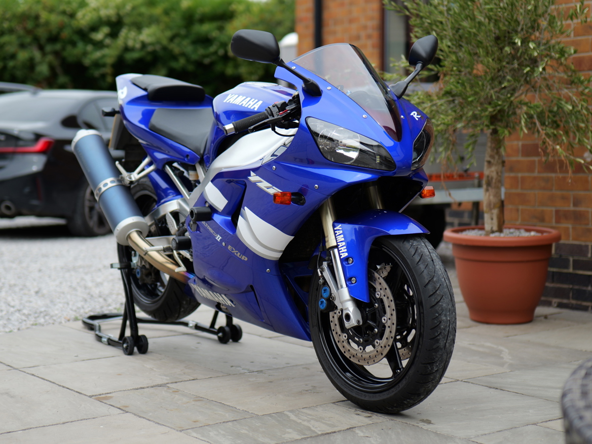 2000 Yamaha YZF-R1 5JJ 28,896 Miles Future Classic Featured on Mid Bike Crisis