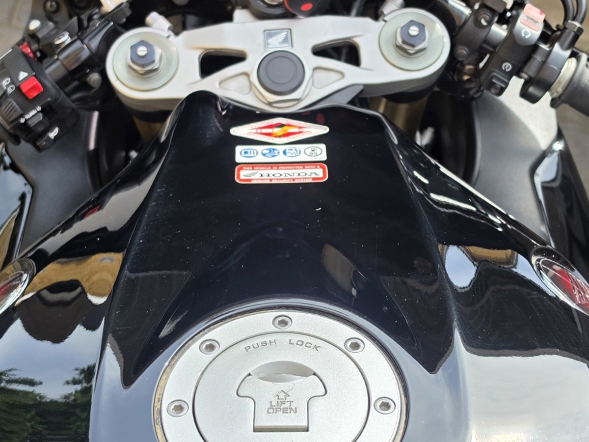 2010 Honda CBR1000RR Fireblade 