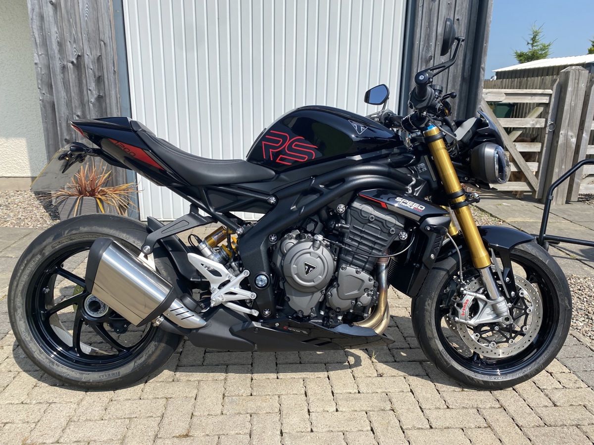  Speed Triple 1200 RS 