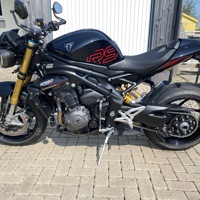  Speed Triple 1200 RS 