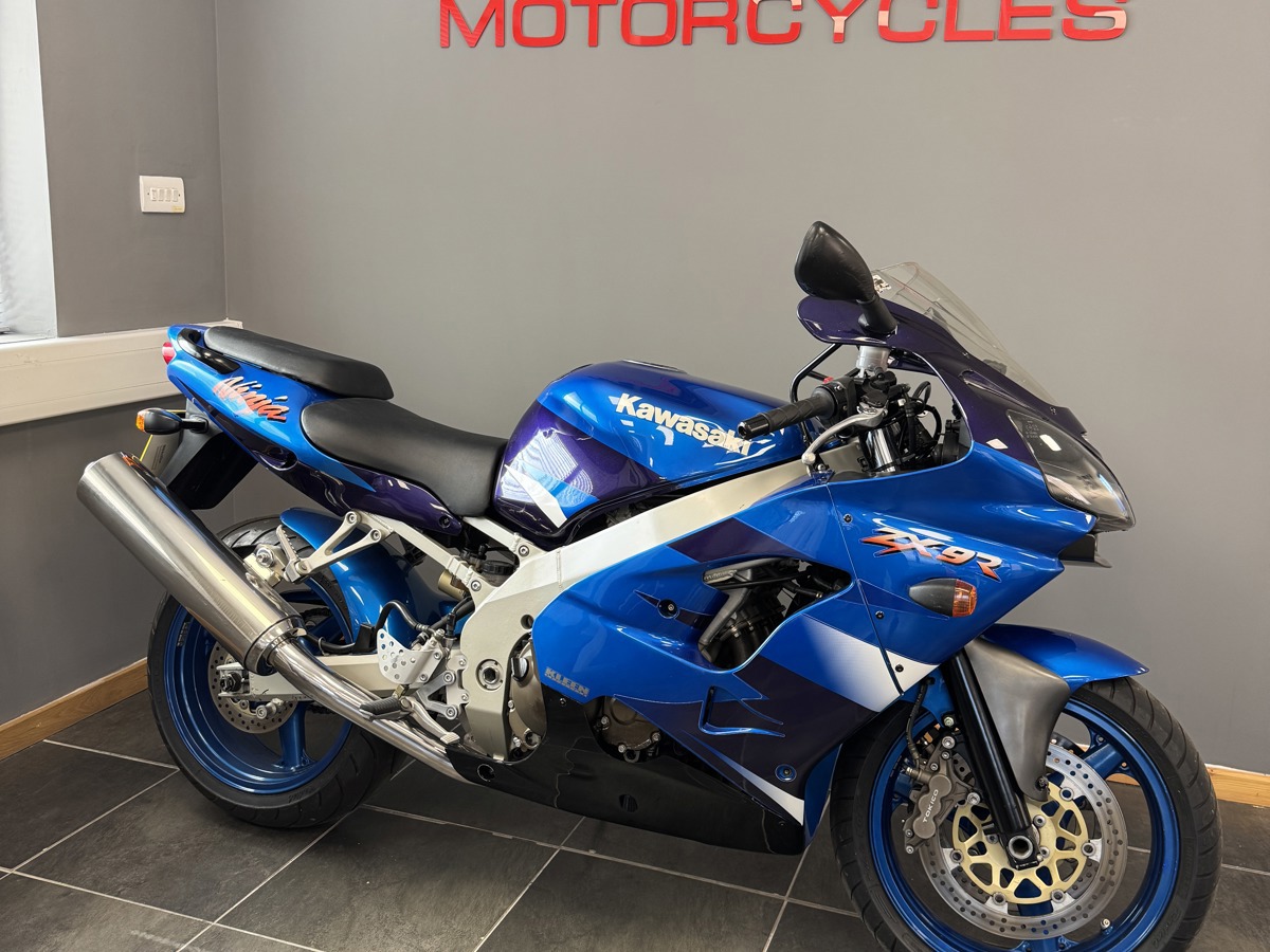 Kawasaki ZX-9R – 26,158 Miles – Outstanding Original Example £2995