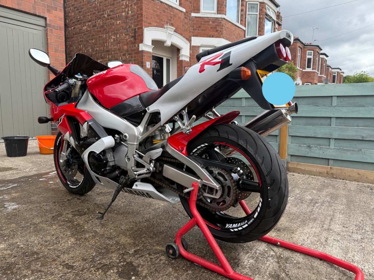 Yamaha R1 4XV W Reg