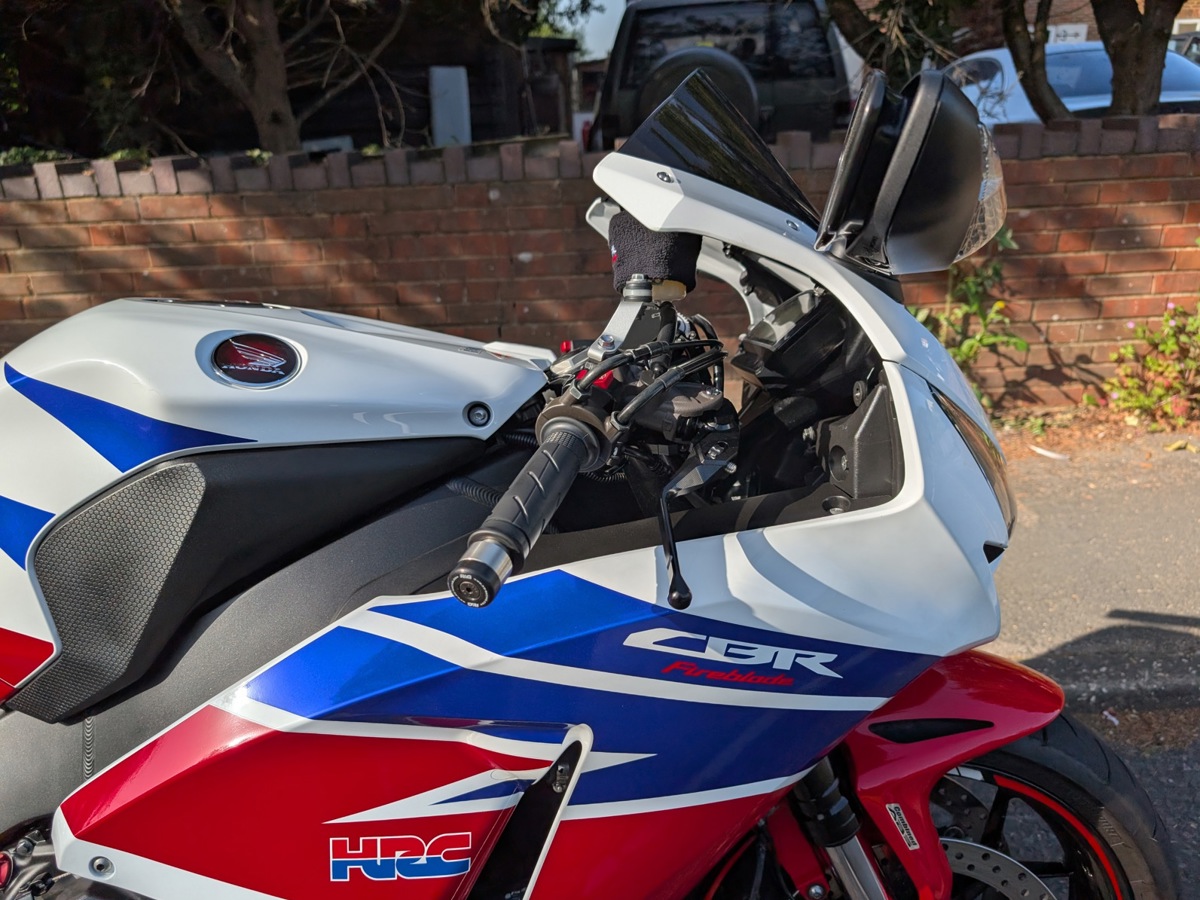 2015 Honda CBR1000RR Fireblade HRC – Low Mileage – Excellent Condition