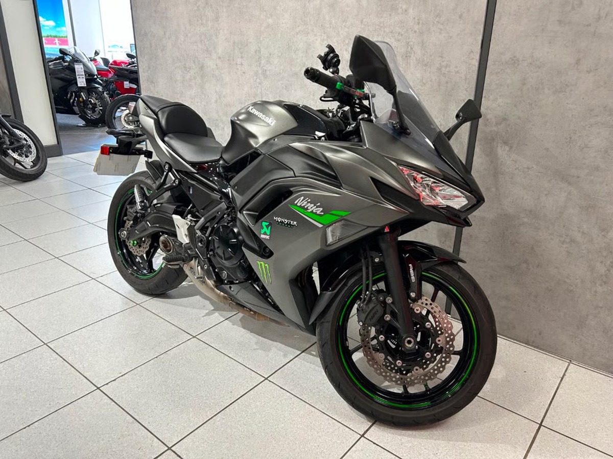 2023 KAWASAKI NINJA 650 PERFORMANCE