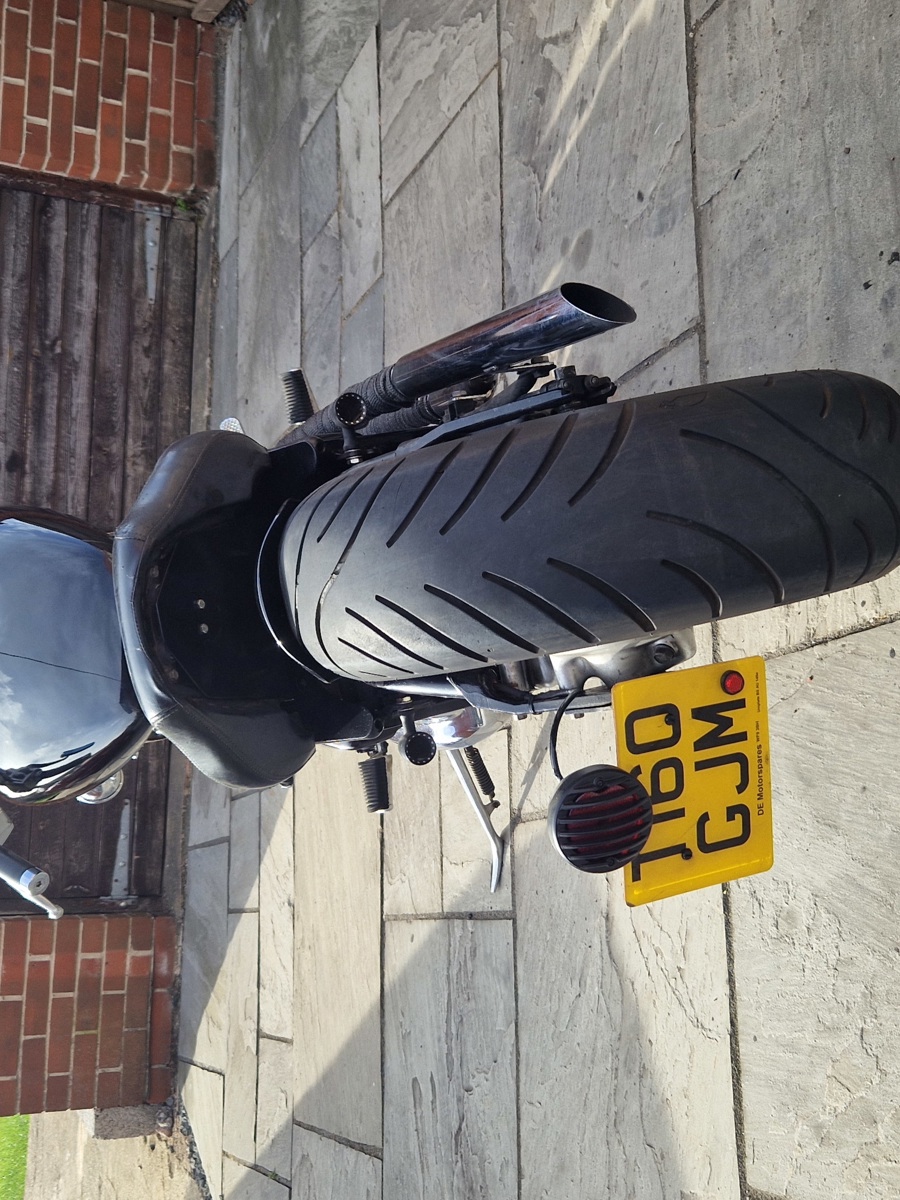 XVS1100 VSTAR BOBBER Ready for summer