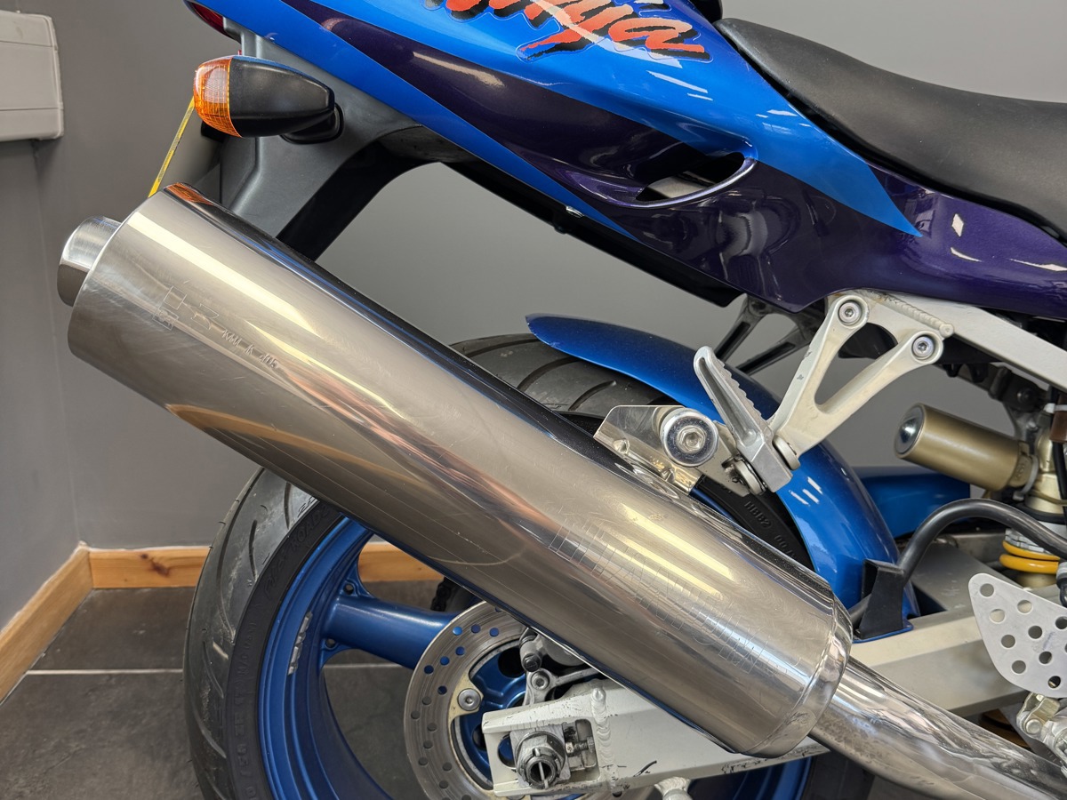 Kawasaki ZX-9R – 26,158 Miles – Outstanding Original Example £2995